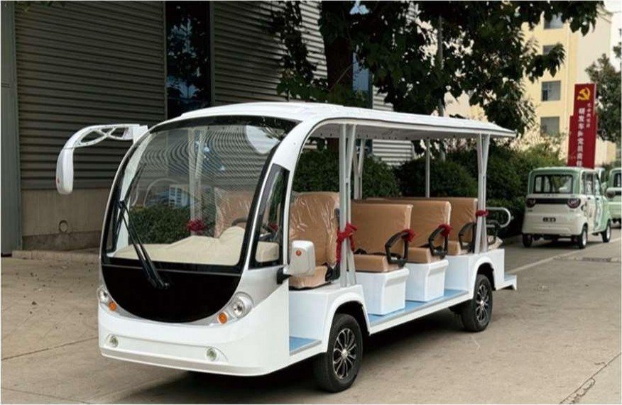 14-Seat Shuttle Bus